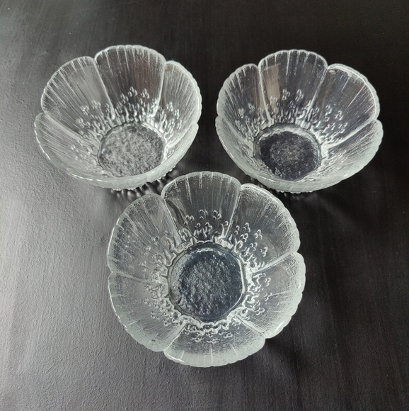 3 Glass bowls | Perti Kallioinen | Laisepät Mäntsälä (Finland 🇫🇮 ) Heinä - Picture 2 of 12